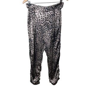 Dance & Marvel Pants Size Medium High Rise Leopard Print Ruched Pull On Crop New